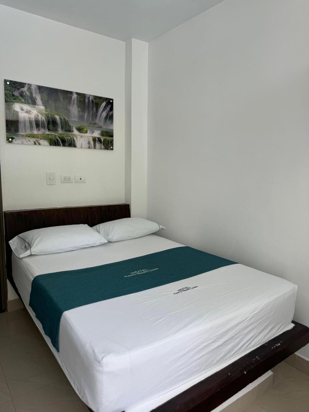 Puerto Triunfo Hotel *